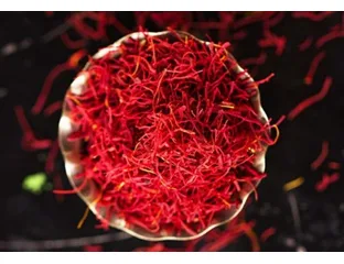 تصویر 3 از زعفران سبزوار با کیفیت قابل‌ قبول و بسته‌ بندی ساده و تمیز